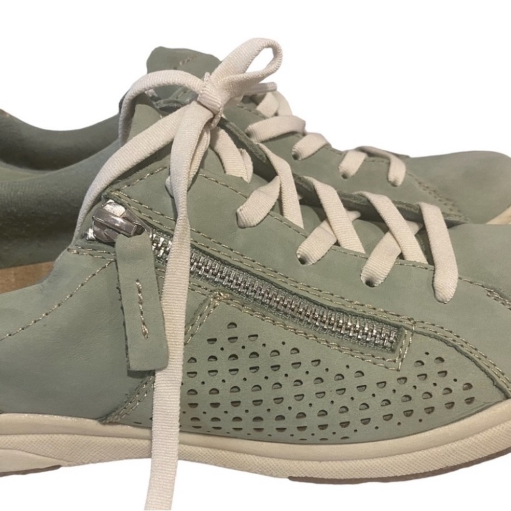 Earth Origins Women's Sneakers in Sage Green